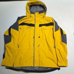 Vintage Columbia Men's Yellow snow Jacket